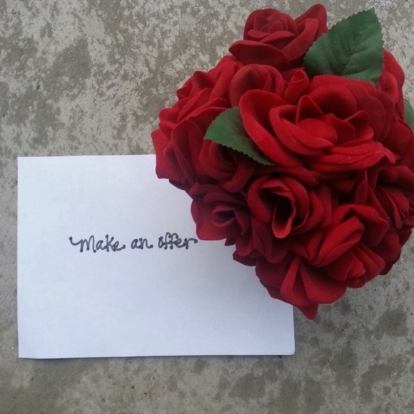 Press-On Nails - Picture 2 of 2